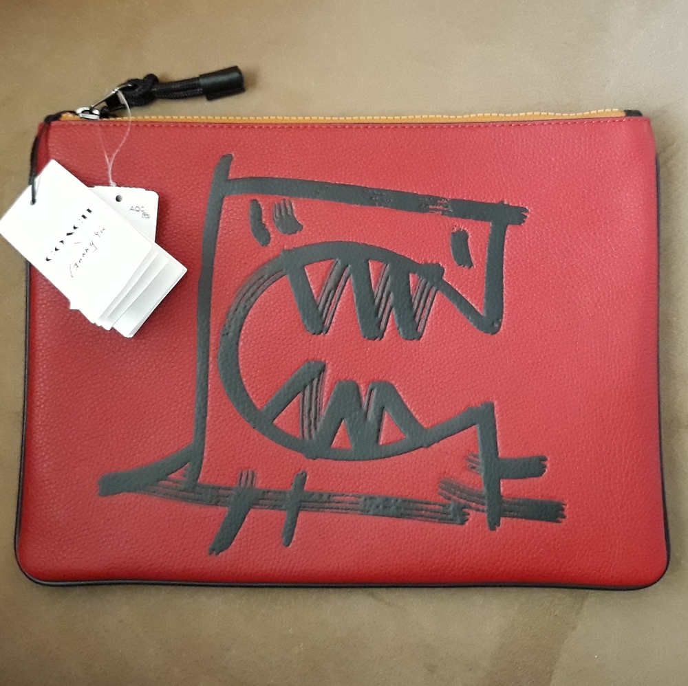 (New) Coach Pouch